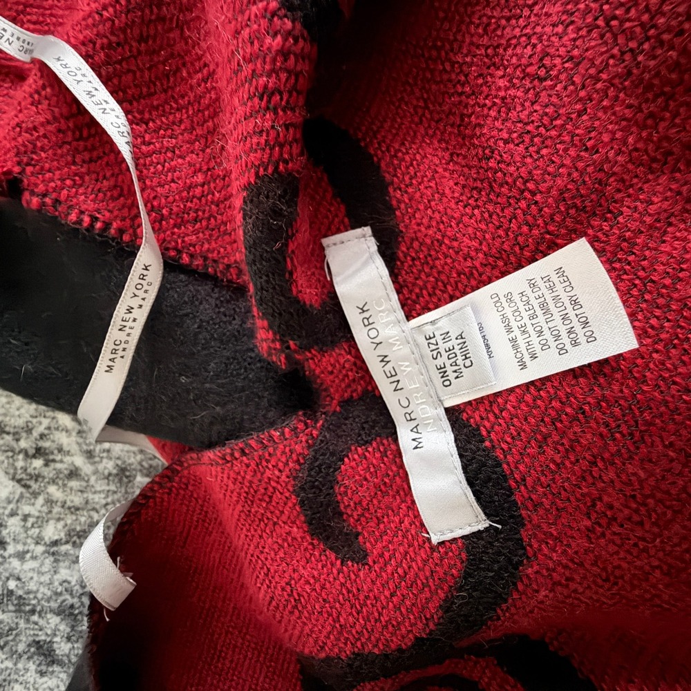 Marc New York‎ Reversible Poncho Women One Size Black Red Floral Scroll Wrap - Picture 5 of 11